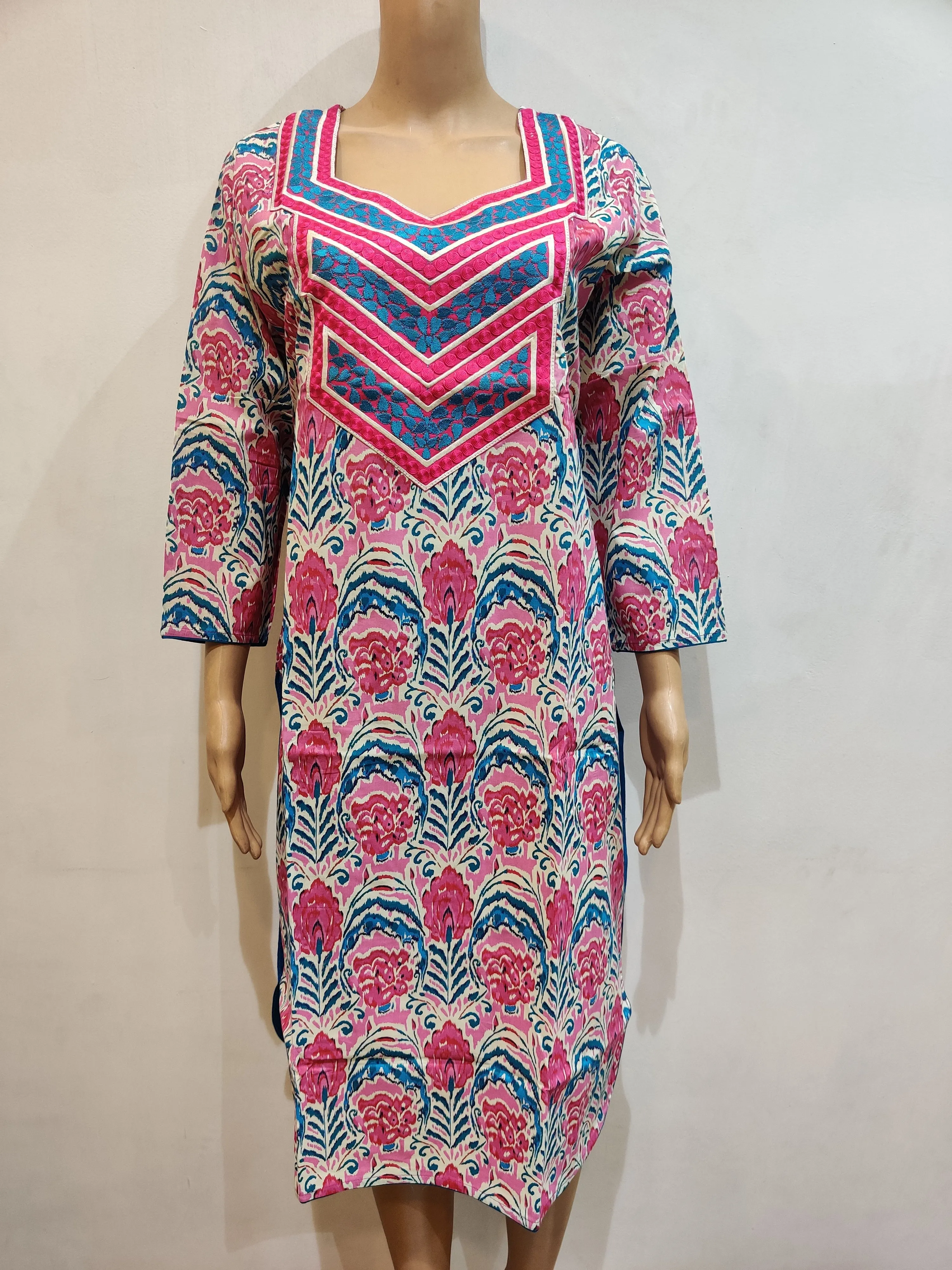 Karvanda Kurti