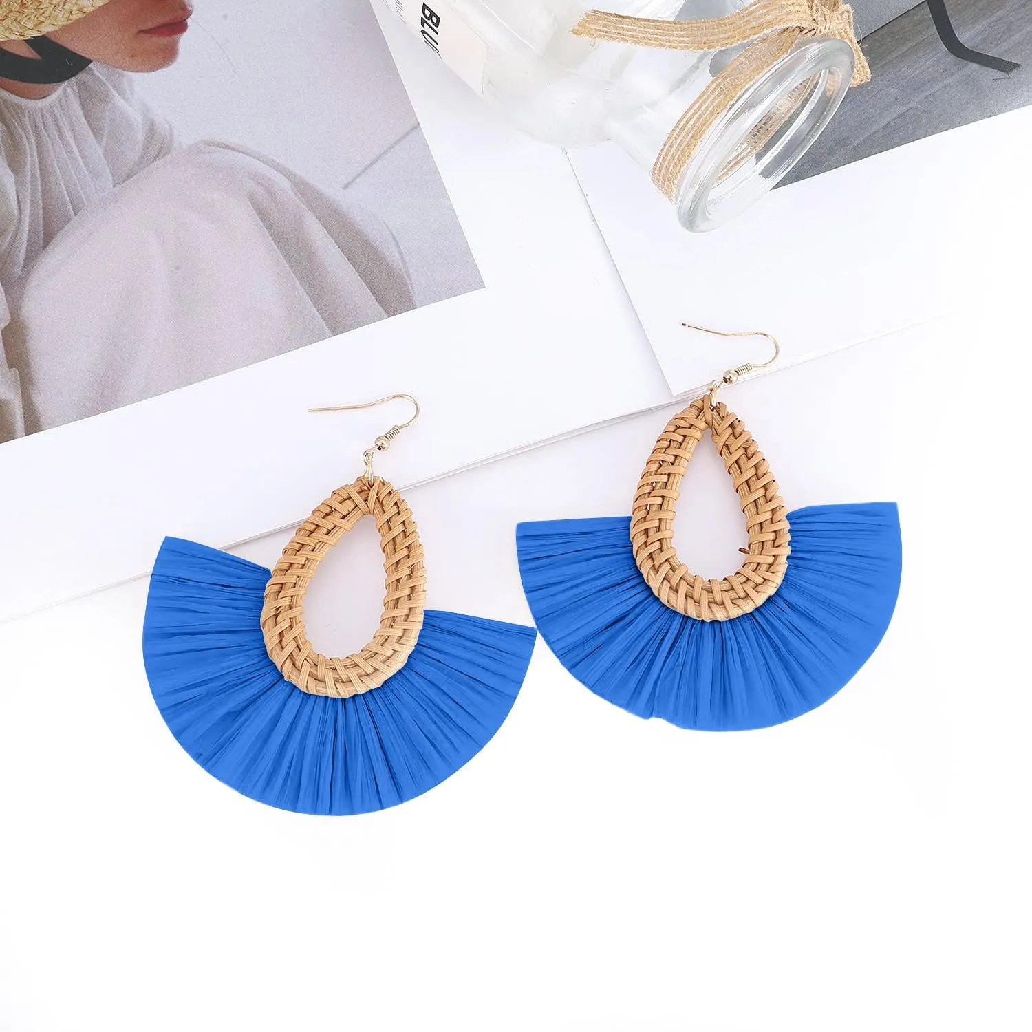 Statement Raffia Tassel Earrings Boho Summer Beach Earrings Lightweight Straw Wicker Dangle Drop Earrings Trendy Rattan Fringe Jewelry for Women